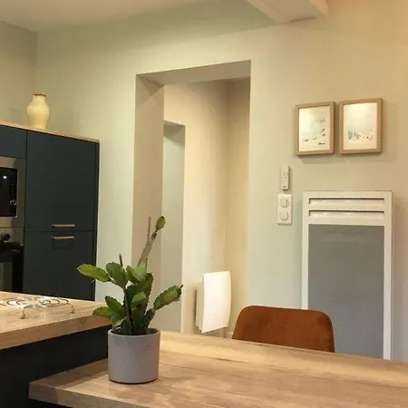 Le De Marie Apartment *